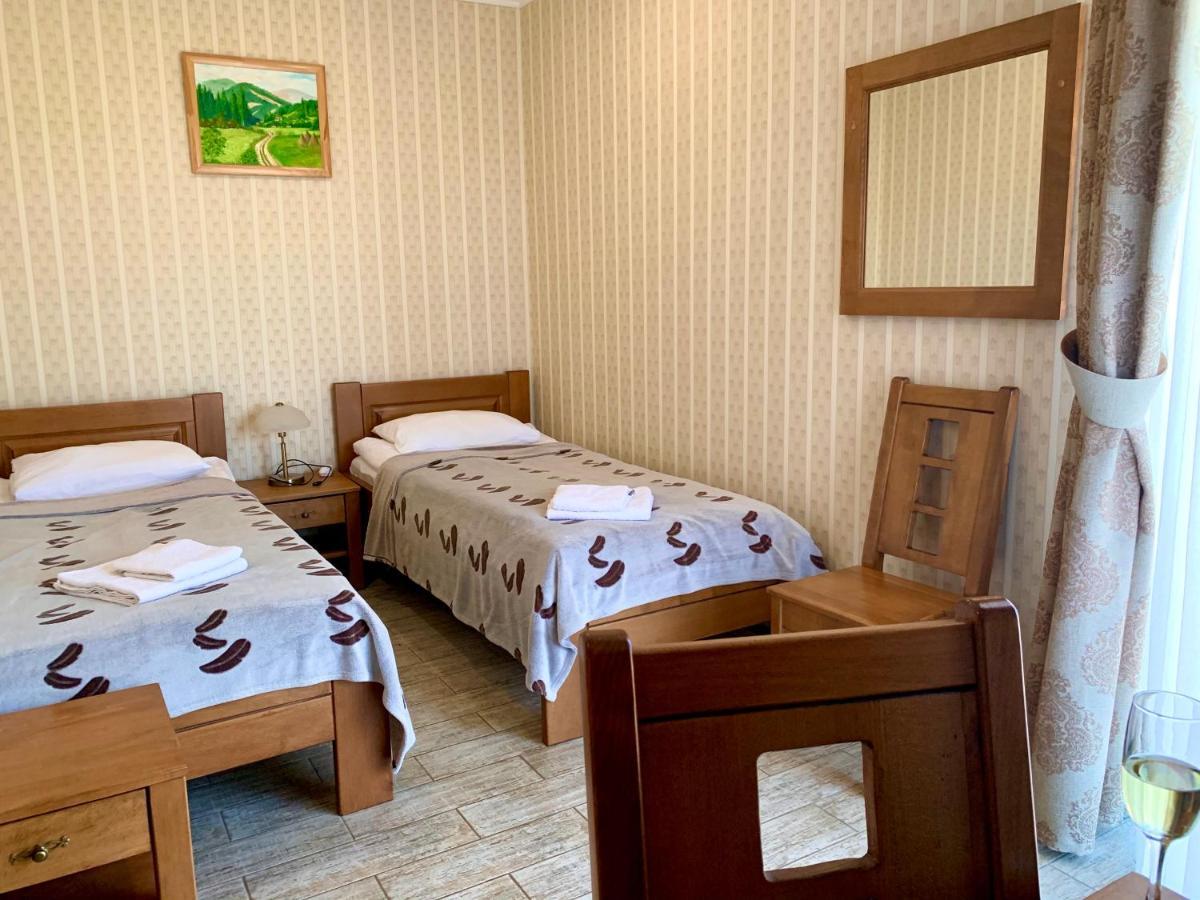 Mini Hotel Solnce Karpat Polyana  Exterior photo